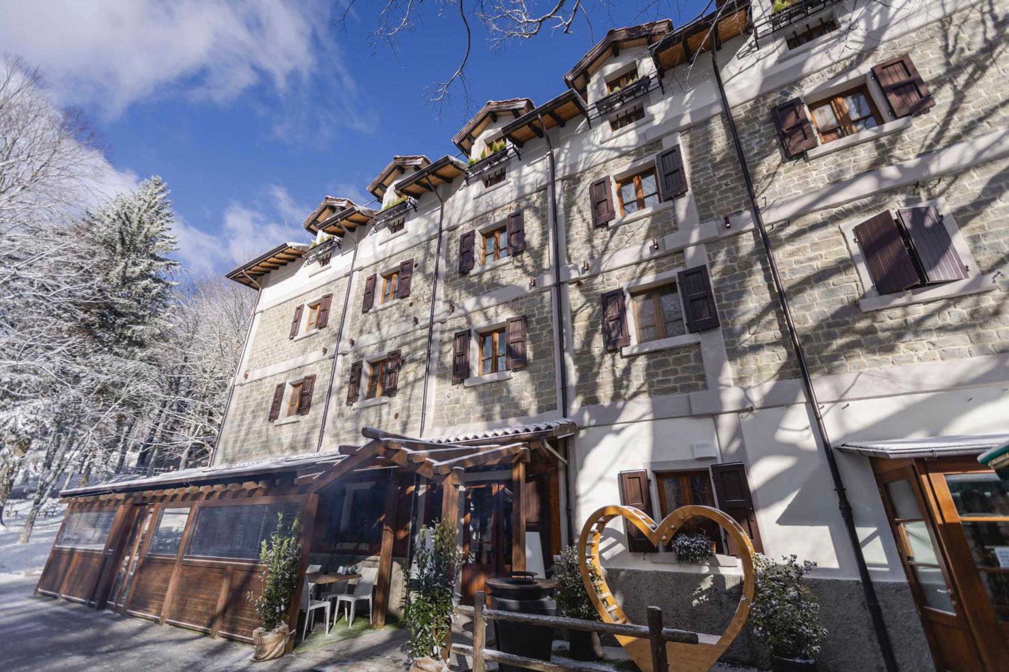 Hotel Granduca Campigna Exterior foto